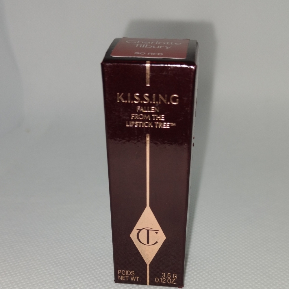 Charlotte Tilbury K.I.S.S.I.N.G Lipstick in So Red